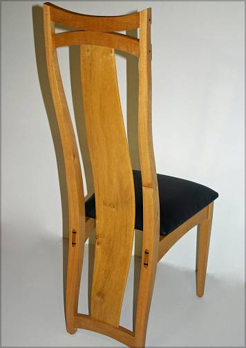 Yamhill Chair